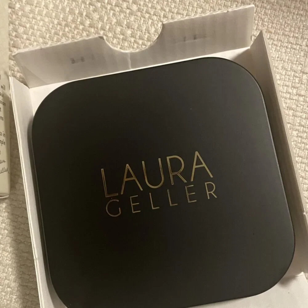 NIB- Laura Geller FIlter Finish Radiant Setting Powder- UNIVERSAL